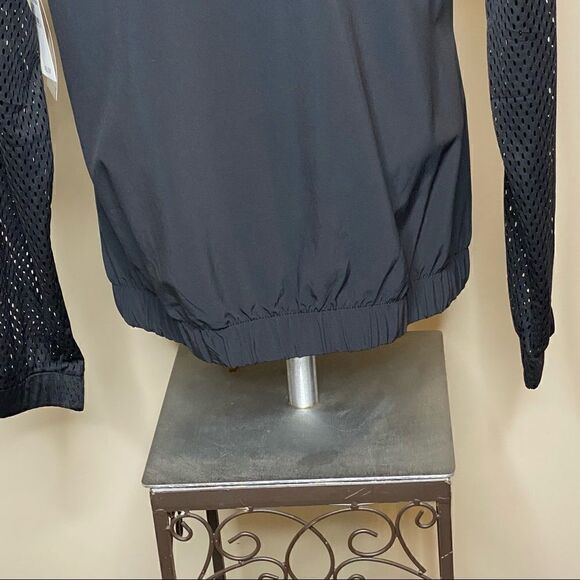 Zella NWT black lightweight full zip jacket with mesh sleeves size M - Picture 8 of 15